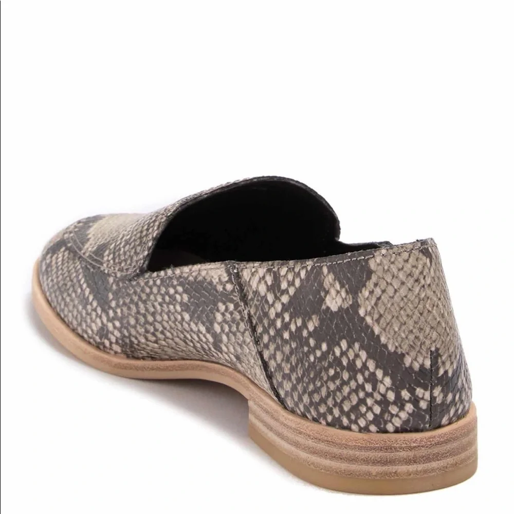 Dolce Vita Pixy Snake Print Loafer 6.5 NWOT